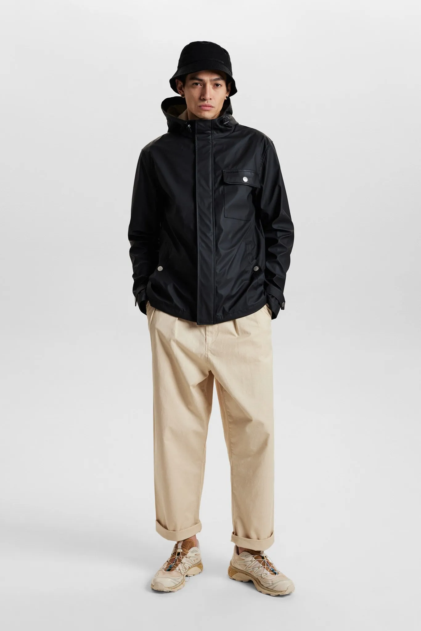 AKPER RAINCOAT - Caviar