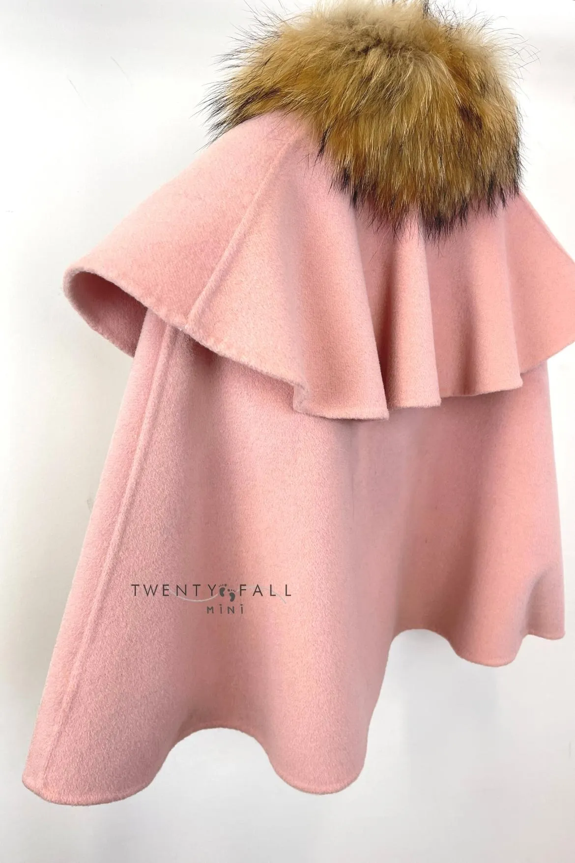 Ava Cape