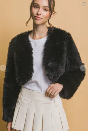 D2735 - Faux Fur Bolero