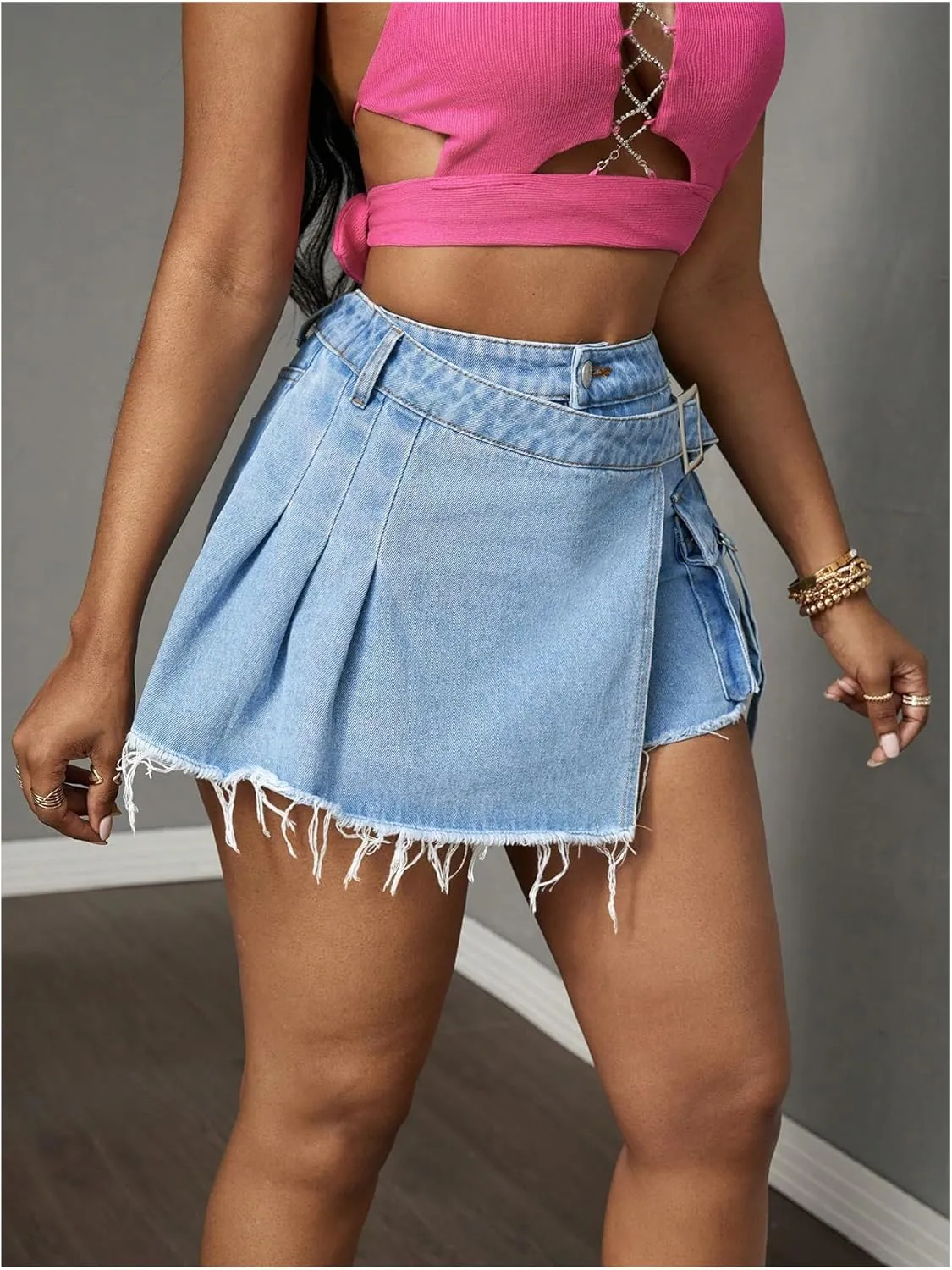 Floerns Women's Distressed Asymmetrical Skinny Denim Shorts High Waisted Cargo Jean Skorts