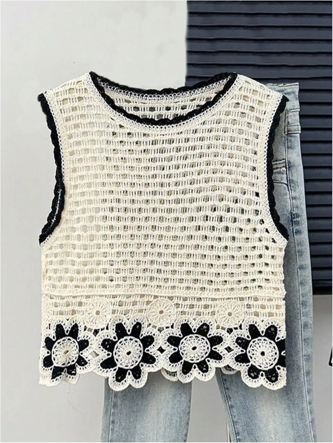 GORGLITTER Women's Crochet Tank Tops Hollow Out Sweater Vest Scoop Neck Sleeveless Cover Up Boho Knit Tops 2025