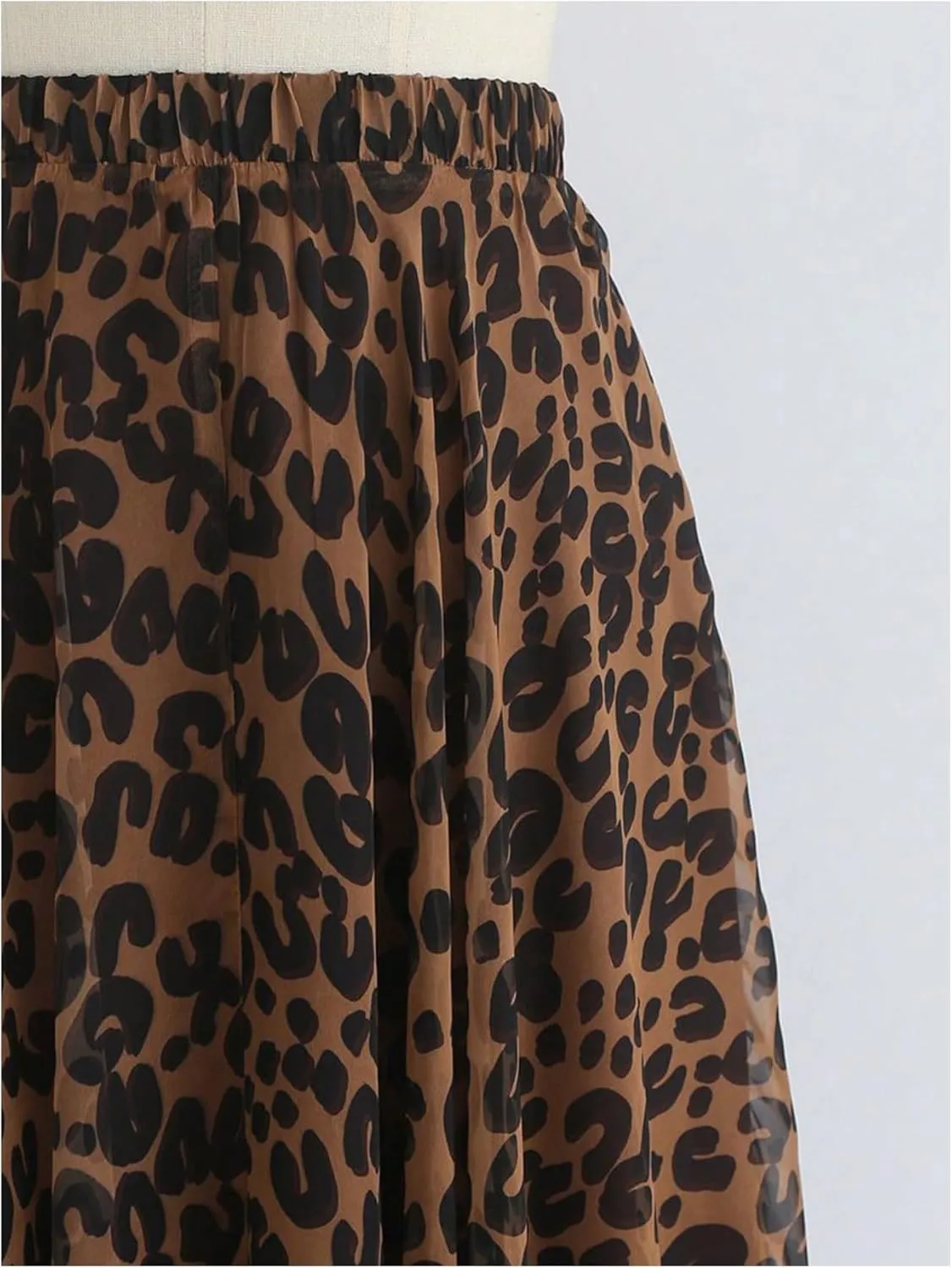 GORGLITTER Women's Plus Leopard Animal Print Long Skirts Y2k Cheetah Flare Chiffon Maxi Skirt Trendy Fall