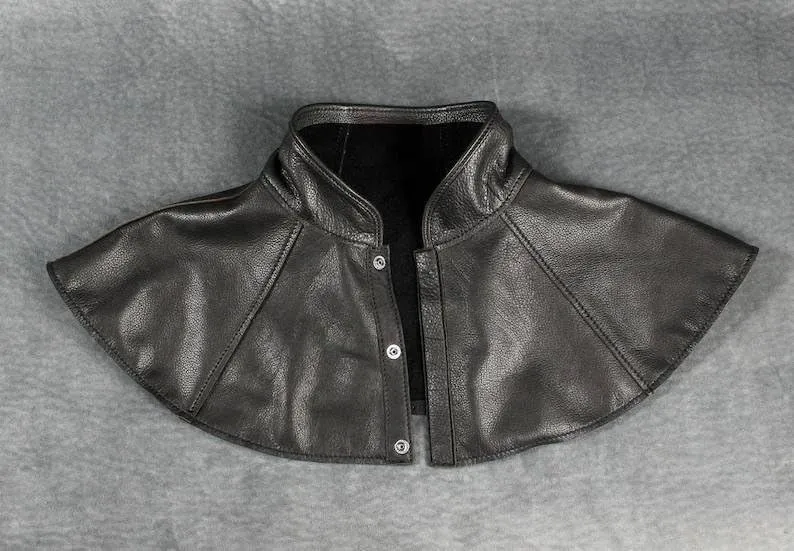 Plague Doctor Mantle Capelette, Genuine Leather Shoulder Cape, Halloween Steampunk Cosplay Cloak Costume
