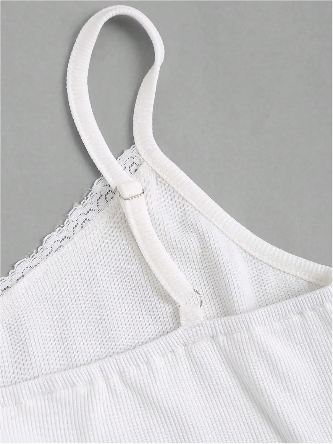 SOLY HUX Women's Lace Trim Camisole Tops Spaghetti Strap Slim Fit Dressy Casual Ribbed Knit Tops
