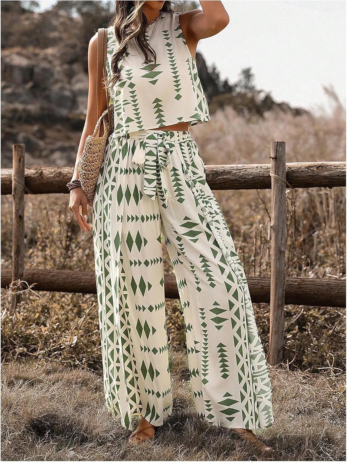 Women's Two Piece Outfit Geometric Print Sleeveless Round Neck Camisole Tank Top and Pants Sets