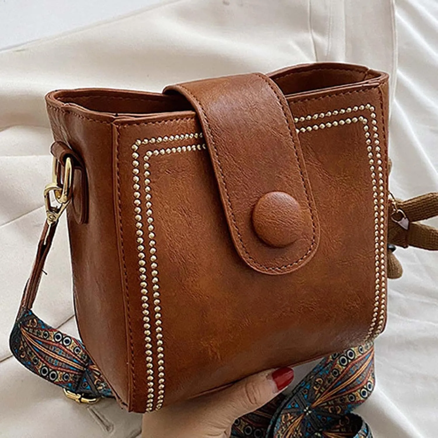 Women's Vintage Bunny Charm Bucket Bag  Convertible Shoulder Crossbody, Vintage Small Water Bucket Bag for Women